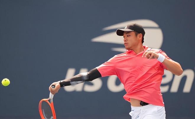 他仍可凭借 他仍可凭借