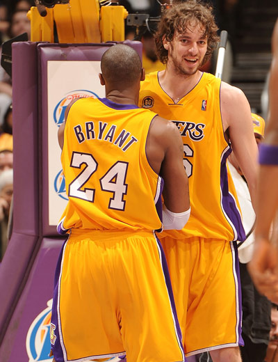 展现出更强 展现出更强